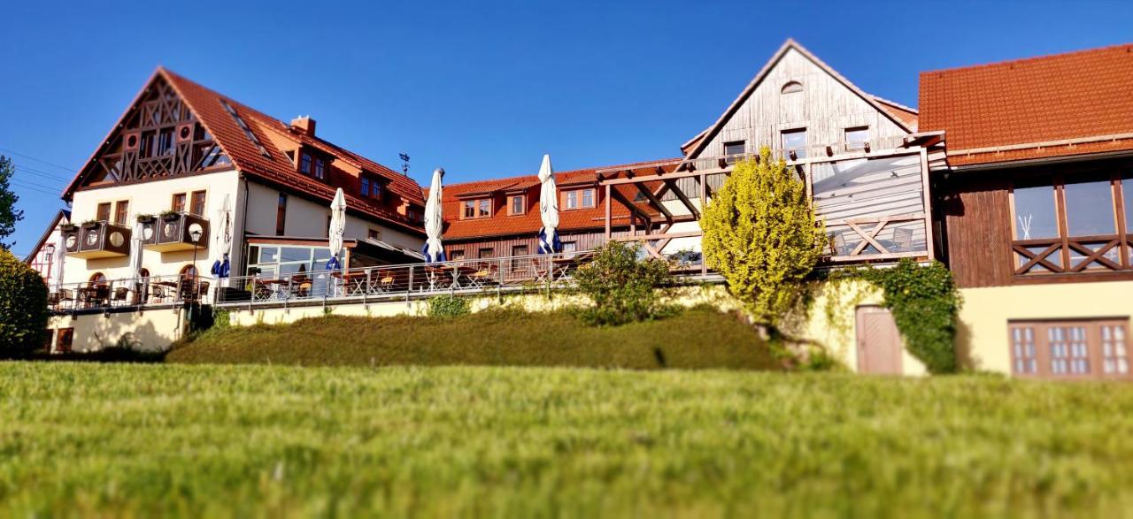 Hotel Neue Hoehe Klingenberg エクステリア 写真