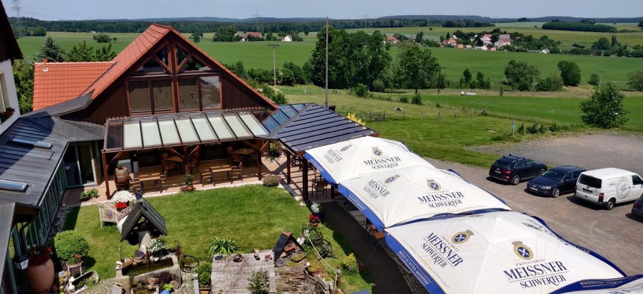 Hotel Neue Hoehe Klingenberg エクステリア 写真